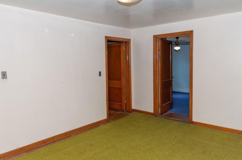 30 Walnut St, Pittsburgh PA 15221-3548 exterior