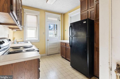 2239 Boas St, Harrisburg PA 17103-1714 exterior