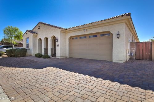 22085 Rosa Rd, Queen Creek, AZ 85142-5935