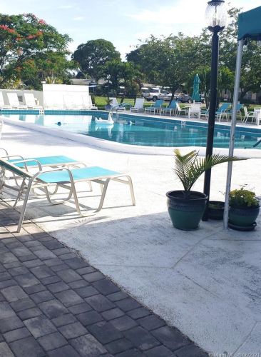 787 High Point Dr, Delray Beach, FL 33445-3143