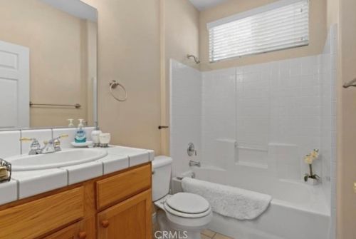 10017 Timeless Rose Ct, Bakersfield CA  93311-3730 exterior