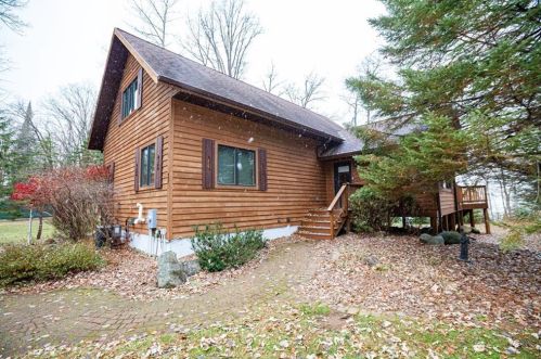 15800 Ol Hayes Rd, Birchwood, WI 54817-3082