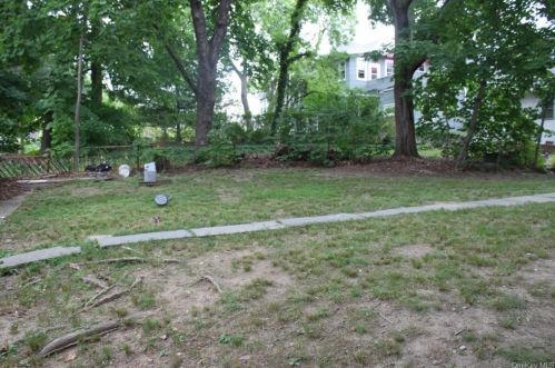 14 North Ave, New Rochelle NY  10805-3506 exterior