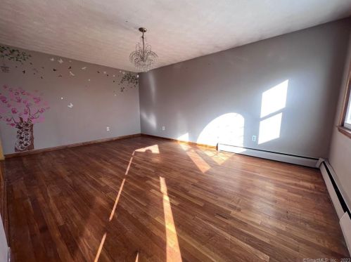 64 Kennedy Dr, New Britain, CT 06051-4116