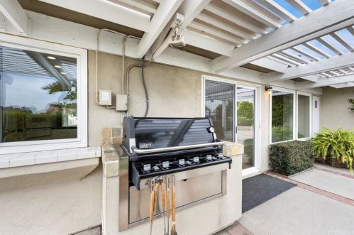 1024 Aspenwood Cir, Anaheim CA  92807-5014 exterior