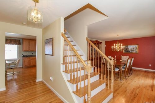 478 Depot Hill Rd, Poughquag, NY 12570-5766