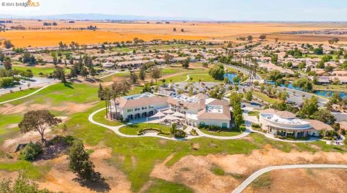402 Laurel Pl, Rio Vista CA  94571-2181 exterior