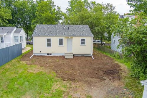 3511 3rd Ave, Hibbing MN  55746-2711 exterior