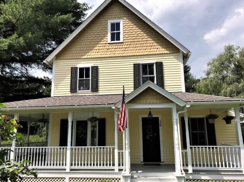 38 Grant St, Norfolk, CT 06058-1325