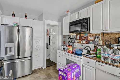 1416 Market St, Camp Hill PA  17011-4813 exterior