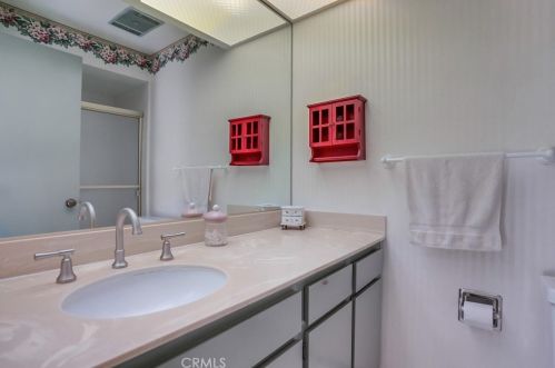 28022 Ridgebluff Ct, Rancho Palos Verdes CA  90275-7204 exterior