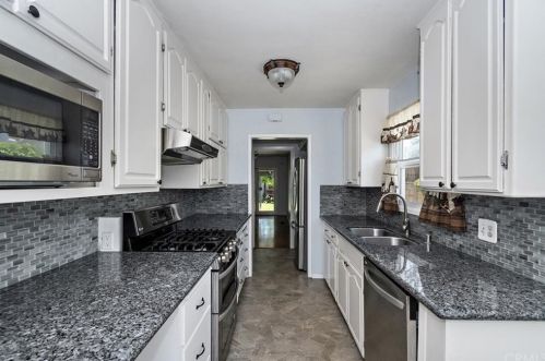5567 Barclay Ave, San Diego, CA 92120-2936