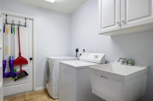 407 Prospect Ave, Lehigh Acres FL  33972-7842 exterior