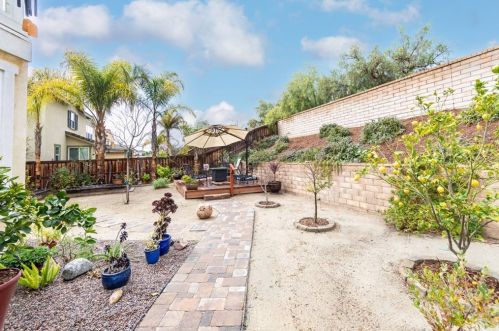 40347 Amesbury Ln, Temecula CA 92591-4432 exterior