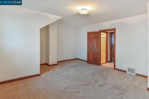 1179 Brunswick St, Daly City CA  94014-1105 exterior
