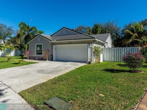 12711 17th Ct, Hollywood, FL 33027-2500