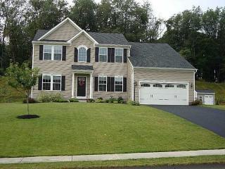 821 Fairwinds Dr, Gibsonia, PA 15044-5701