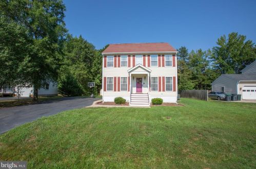 5417 Branch Rd, Fredericksburg, VA 22407-8734