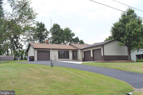 31 Fruitwood Trl, Charnita, PA 17320-8481