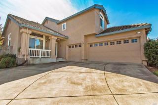 909 Riesling Rd, Petaluma, CA 94954-2536