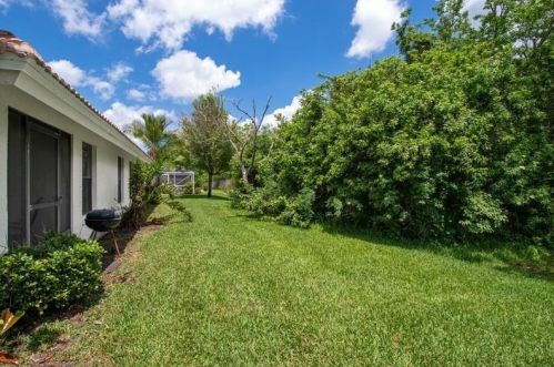 1640 James Cir, Titusville, FL 32780-2653