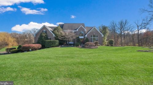 700 Worthington Mill Rd, Southampton, PA 18954-1970