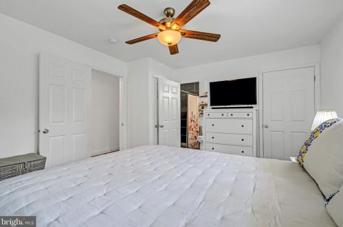 36 Quail Run, Berkeley Township NJ  08721-1300 exterior