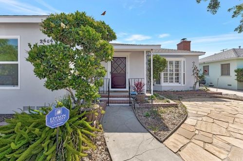 2656 Oregon Ave, Long Beach, CA 90806-2542