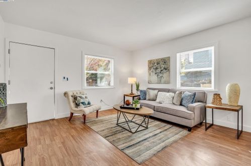 5531 Fremont St, Oakland CA 94608-2216 exterior