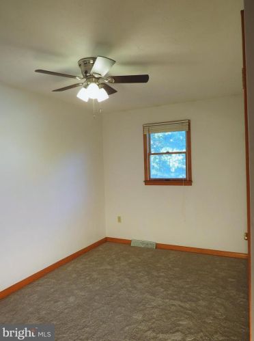 628 Fulton St, Hanover PA  17331-2724 exterior