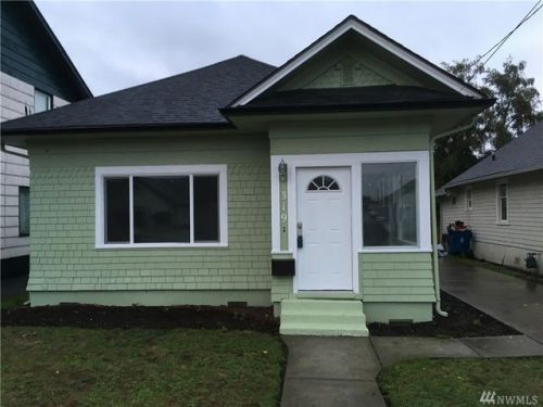 319 Karr Ave, Hoquiam, WA 98550-1730