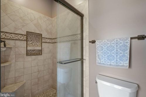 7360 Old Pohick Way, Lorton VA  22079-1564 exterior