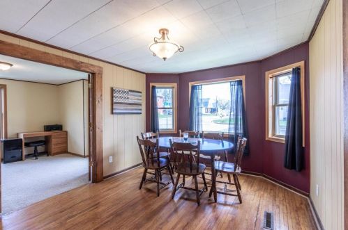 800 12th Ave, Hammond WI  54002-9322 exterior