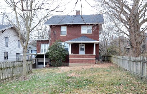 810 7th St, Cambridge OH  43725-1402 exterior