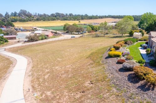 230 Phelan Ranch Way, Pismo Beach CA  93420-5525 exterior
