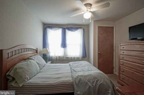 522 Princeton Ave, West Deptford NJ  08063-1540 exterior