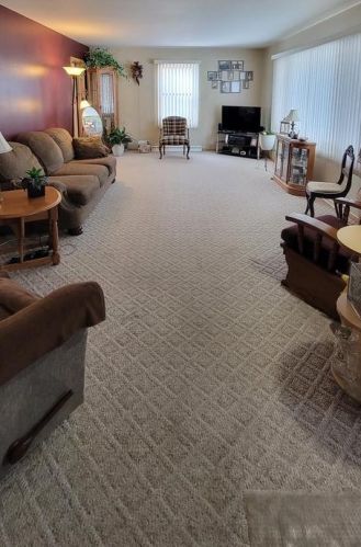 71 Oak St, Chilton, WI 53014-1545