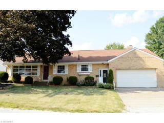 4511 Emma Pl, Canton, OH 44708-5249