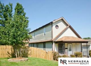 2622 38th St, Omaha, NE 68105-3414