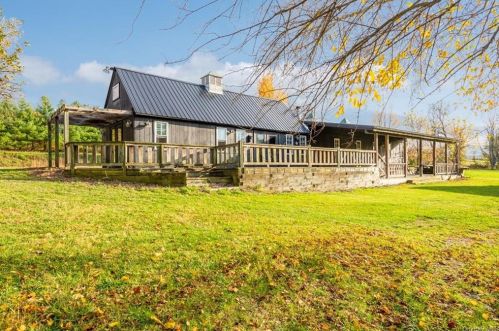 29 Foley Rd, Warwick, NY 10990-2823