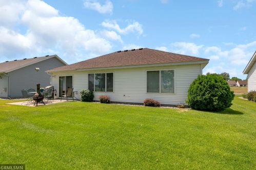 26 Willow Creek Dr, Saint Cloud MN  56387-1643 exterior