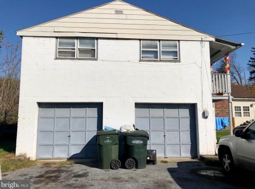 7 2nd St, Highspire PA  17034-1001 exterior