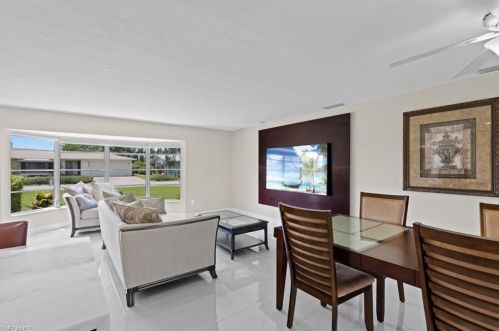 3009 16th Pl, Cape Coral FL  33904-4081 exterior