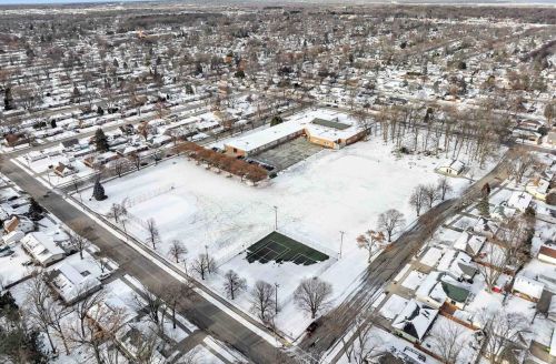 1071 Liberty St, Green Bay WI  54304-3854 exterior