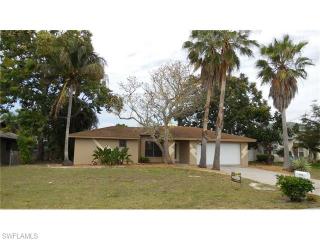 1925 15th Ter, Cape Coral FL  33909-1667 exterior