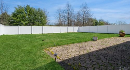 45 Devon Dr, East Brunswick NJ  08816-5329 exterior