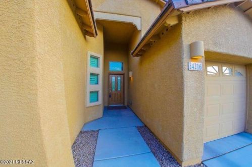 4216 Lushfield Dr, Tucson, AZ 85756-3385