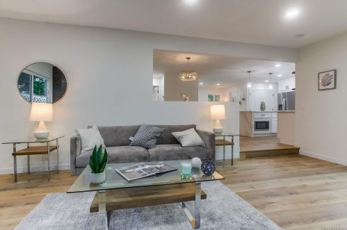 3862 Martha St, San Diego CA  92117-1817 exterior