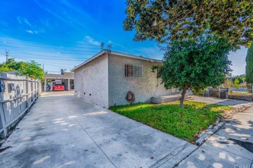 129 69th Way, Long Beach CA  90805-1237 exterior
