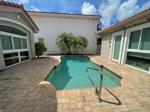 2318 25th Way, Boca Raton, FL 33434-4356